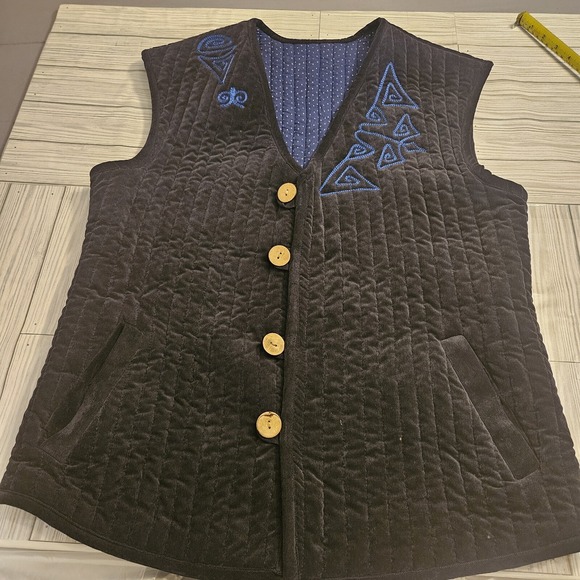 The Unbranded Brand Other - Black & Blue Quilted Vest Mens Large Four Button Pockets Festival Gypsy King